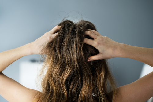 Does Dry Shampoo Damage Scalps?